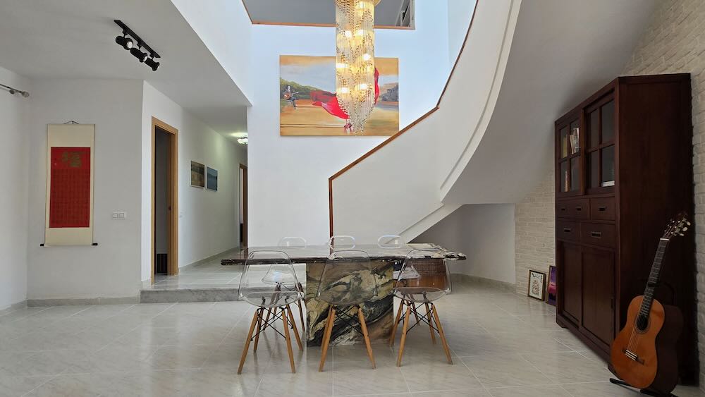 Property 2499 - Image 37